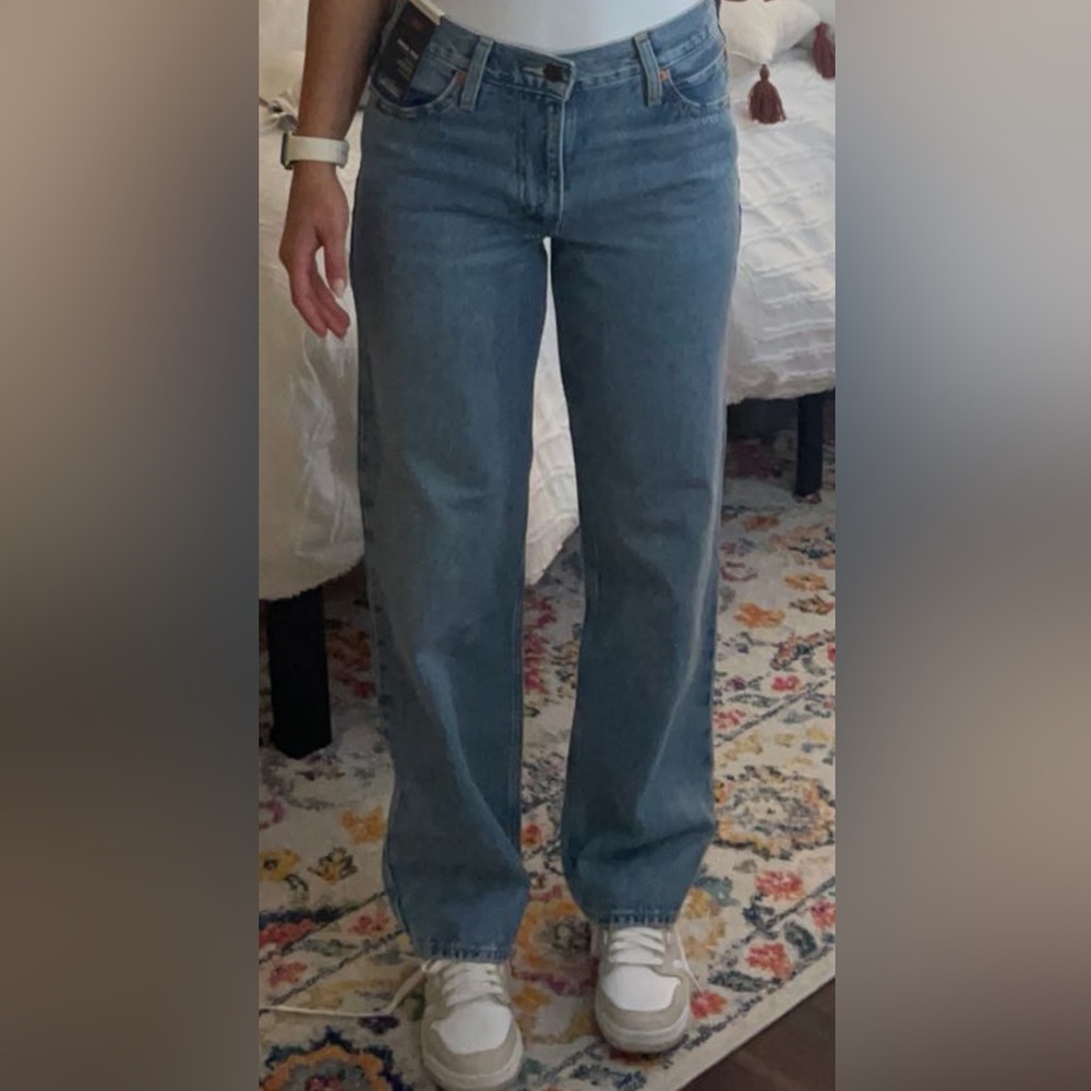 Levi's 501 Women's Straight Leg Light Blue Jeans